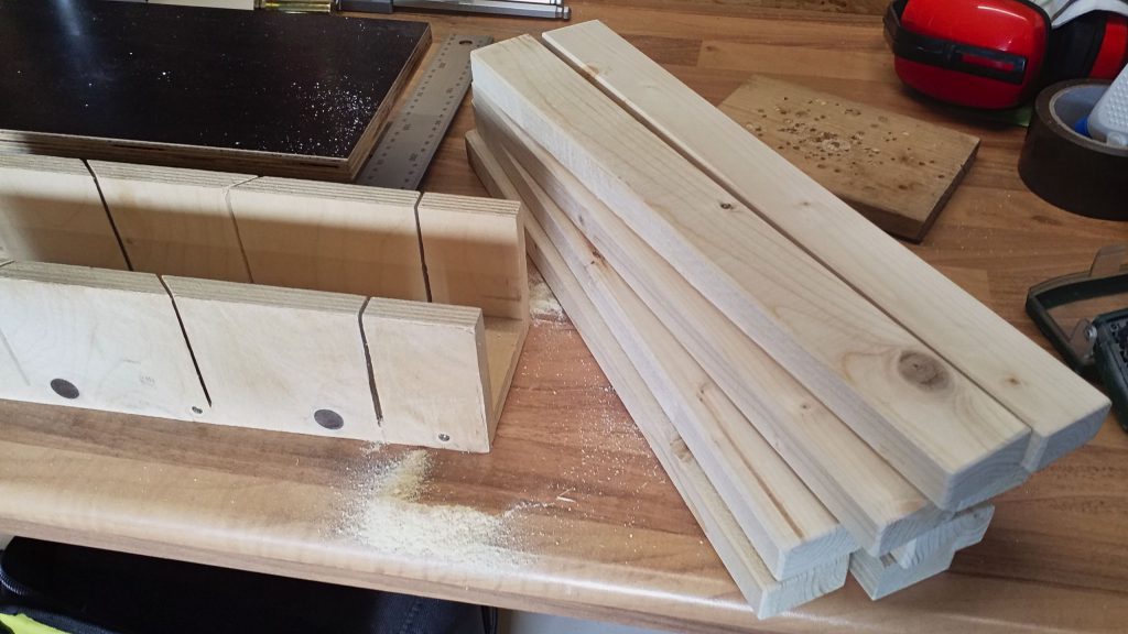 The board mountings are cut to length.
